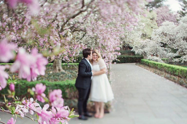 BROOKLYN BOTANIC GARDENS + DUMBO ENGAGEMENTNicolette + Ali 16